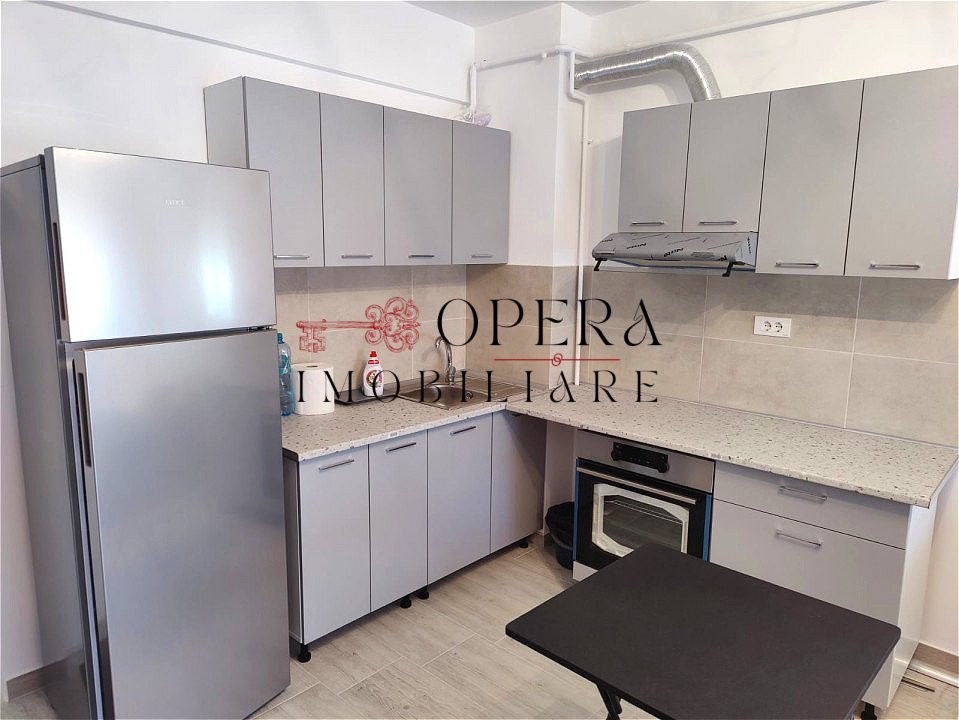 Apartament 2 camere, open space, de inchiriat, zona Podul de Fier -Moara de Vant