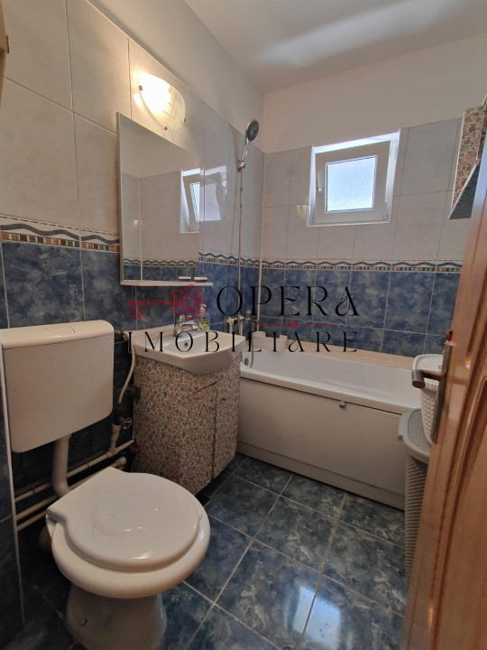 Apartament 3 camere, semidecomandat, de inchiriat, zona Dacia