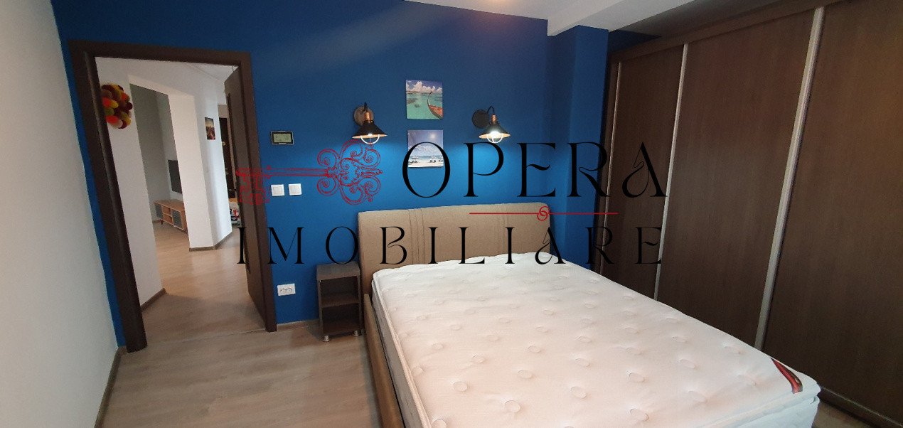 Apartament 3 camere, decomandat, de vanzare, zona CUG 