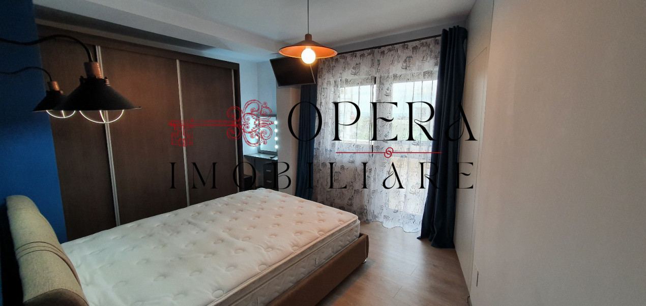 Apartament 3 camere, decomandat, de vanzare, zona CUG 