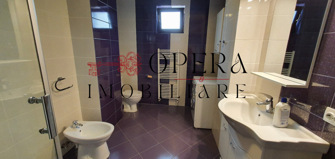 Apartament 3 camere, decomandat, de vanzare, zona CUG 