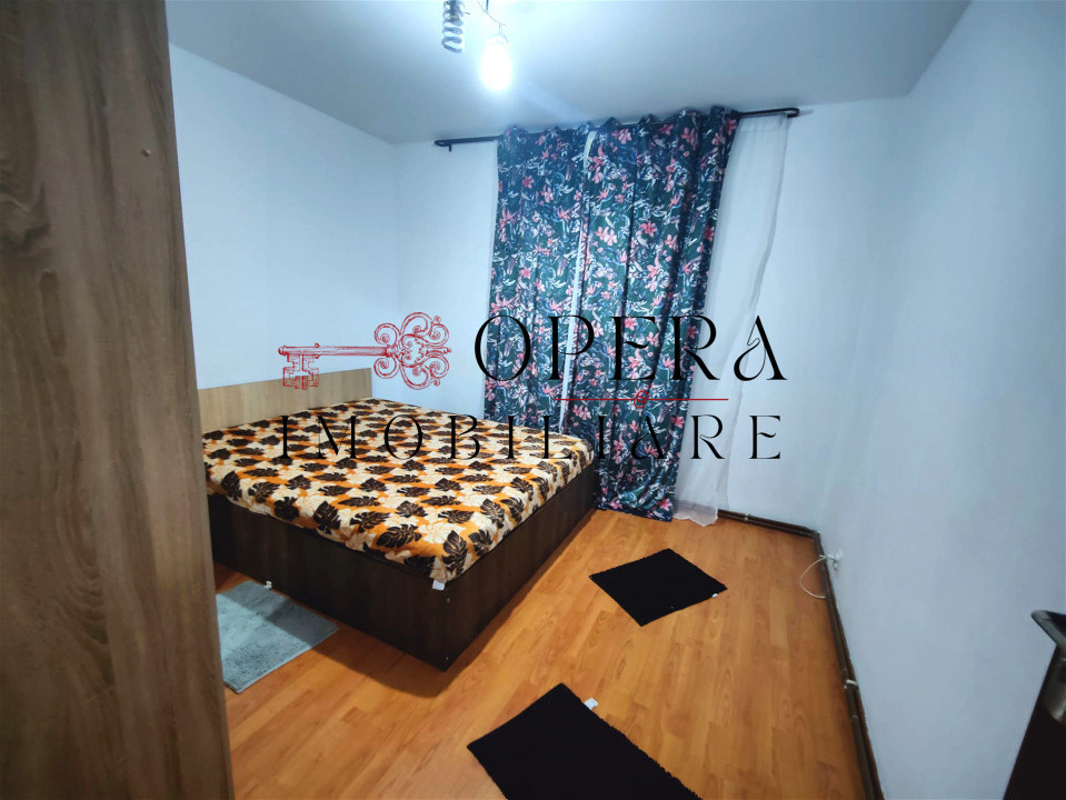 Apartament 3 camere si 2 bai, decomandat, de vanzare, zona Dacia