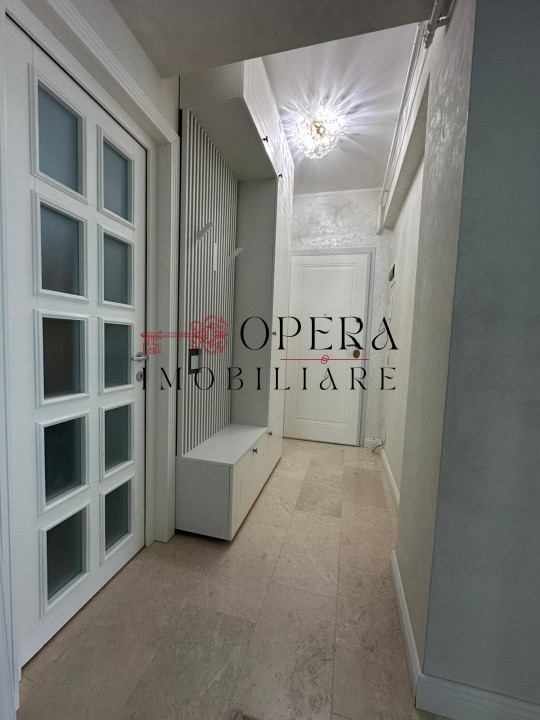 Apartament 2 camere, decomandat, de vanzare, zona Copou - Royal Town