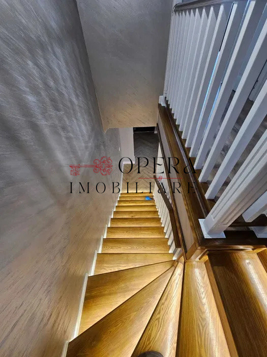 Casa tip duplex, 4 camere, de vanzare, Zona Copou - Sadoveanu 