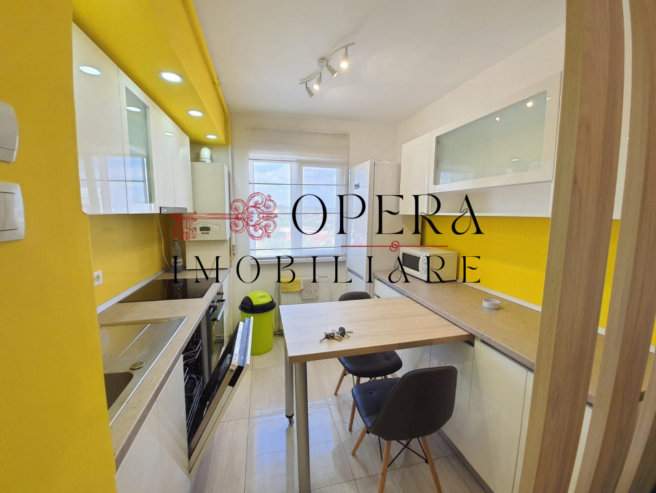 Apartament 2 camere, semidecomandat, de vanzare, zona Centrala