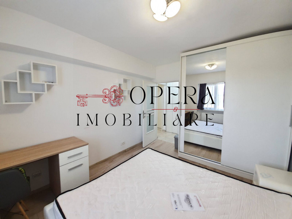 Apartament 2 camere, semidecomandat, de vanzare, zona Centrala