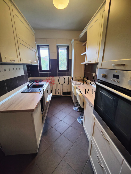 Oportunitate! Apartament 2 camere, decomandat, de inchiriat, zona Ultracentrala