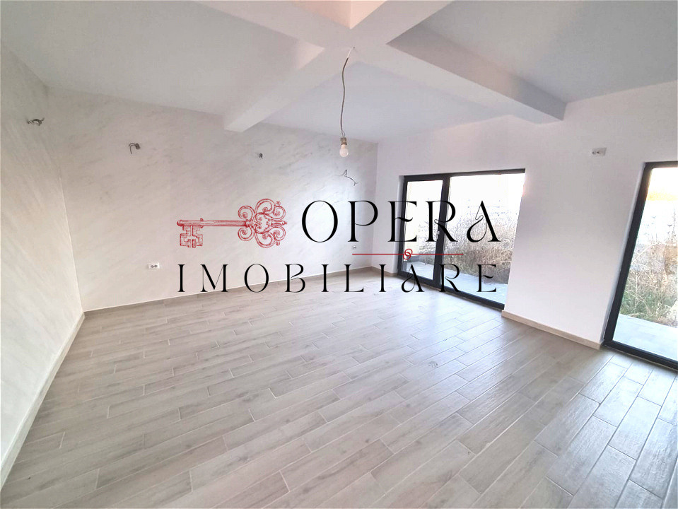Casa Insiruita, 4 camere, de vanzare, zona Bucium