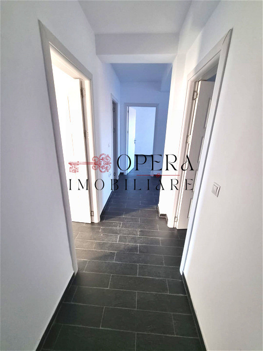 Casa Insiruita, 4 camere, de vanzare, zona Bucium