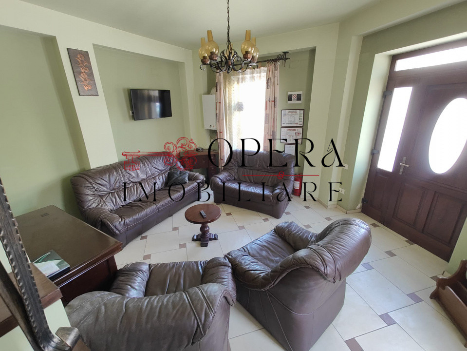 Spatiu comercial, 55 m.p., de inchiriat, zona Podul de Piatra