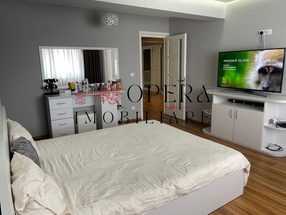 Apartament 3 camere si 2 bai, decomandat, de vanzare, zona CUG - Sos. Nicolina
