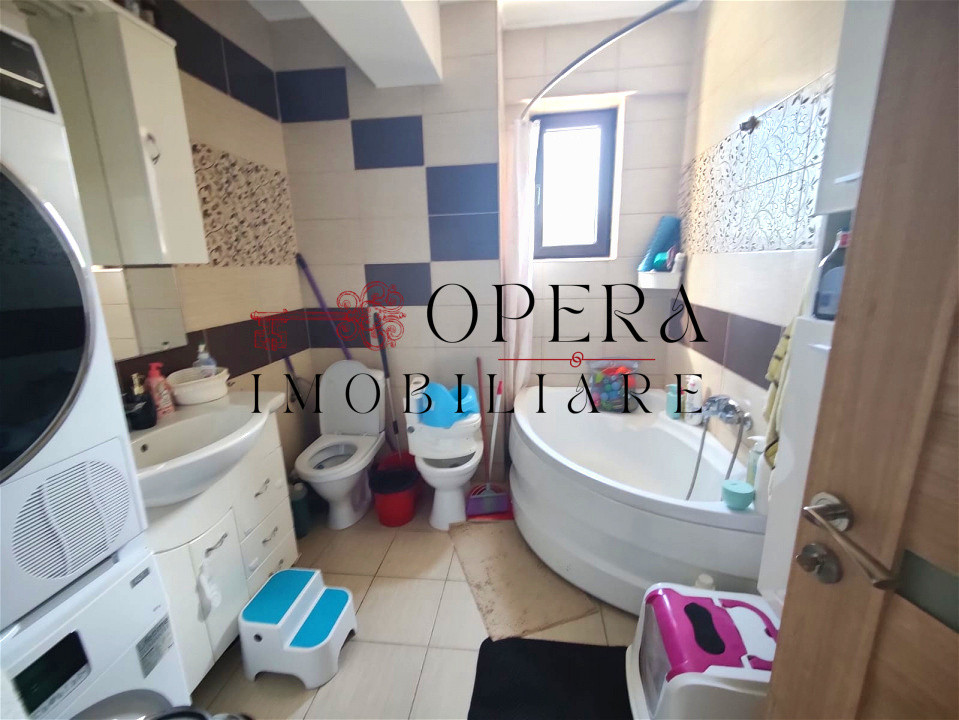 Apartament 2 camere, spatios, de vanzare, zona Bucium - Family Market
