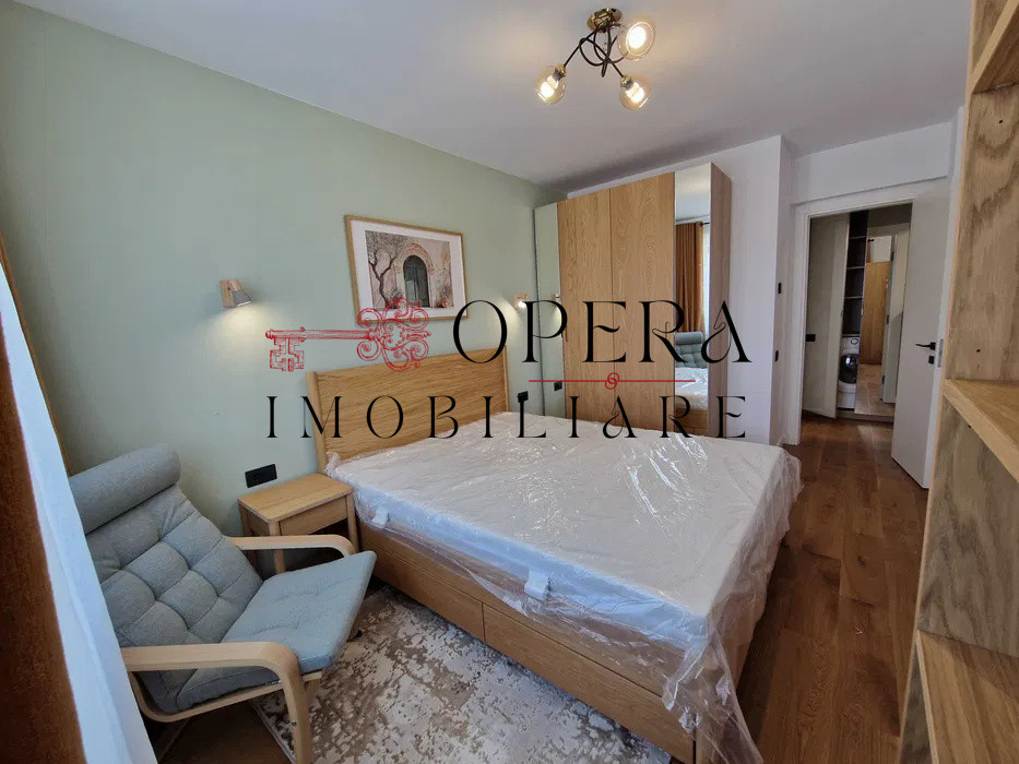 Apartament 2 camere, decomandat, de inchiriat, zona Palas Campus.