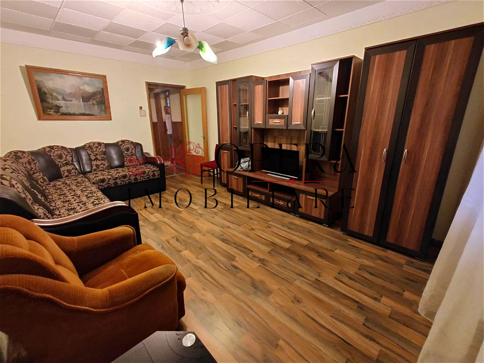 Apartament 3 camere decomandat, de inchiiat, Zona Alexandru cel Bun- Zimbru