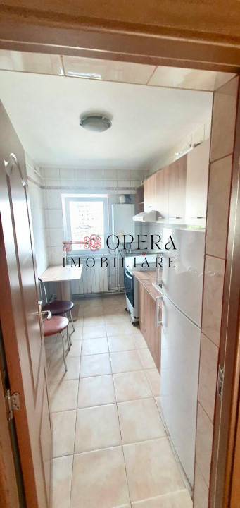 Apartament 2 camere, model decomandat, de inchiriat, zona Centrala 
