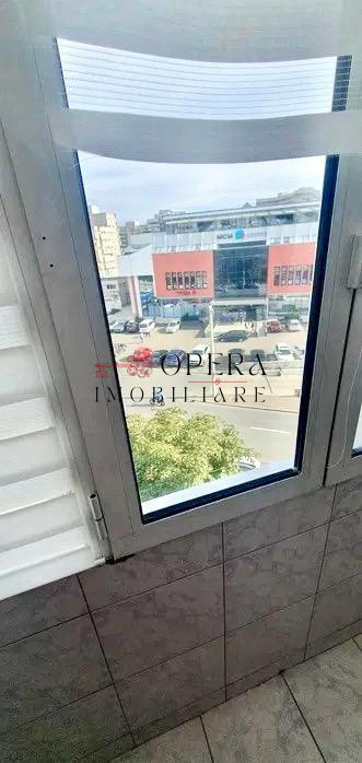 Apartament 2 camere, model decomandat, de inchiriat, zona Centrala 