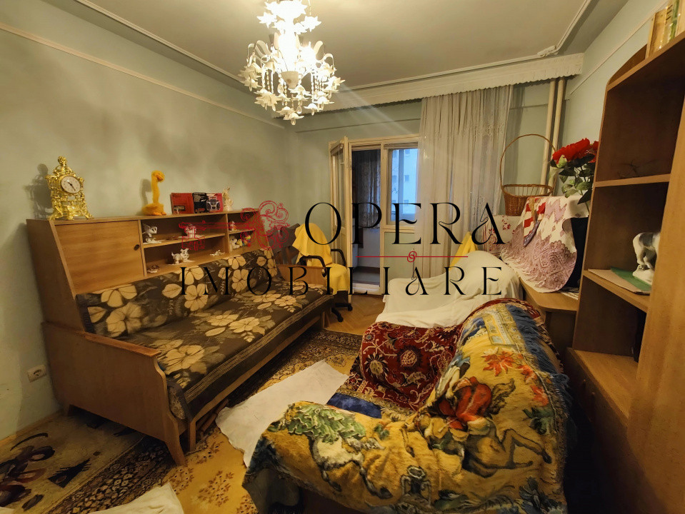 Oportunitate! Apartament cu 2 camere, decomandat, de vanzare, Mircea cel Batran