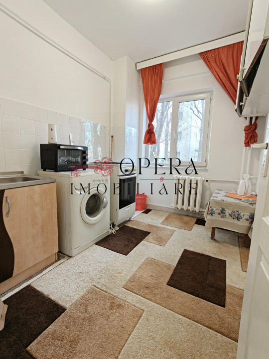 Oportunitate! Apartament 2 camere, decomandat, 55 m.p., de vanzare, zona Mircea