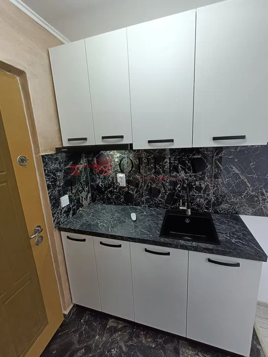 Garsoniera 17 m.p., de vanzare, zona Nicolina 