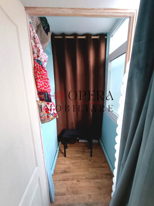 Apartament 2 camere semidecomandat, de vanzare, zona Tatarasi 