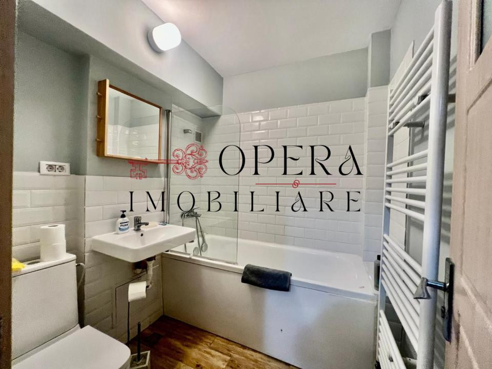 Apartament 3 camere, de inchiriat pentru 2 luni, zona Ultracentrala 