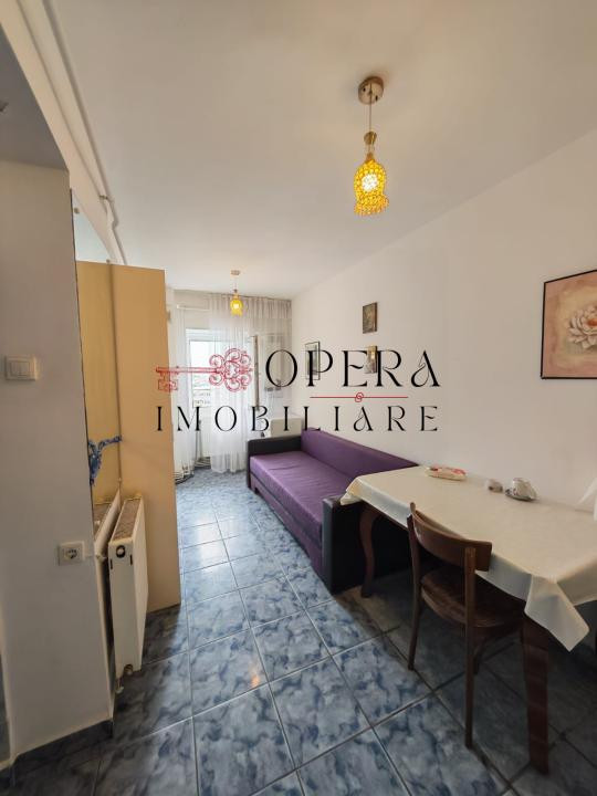 Apartament 2 camere, de inchiriat, zona Pacurari