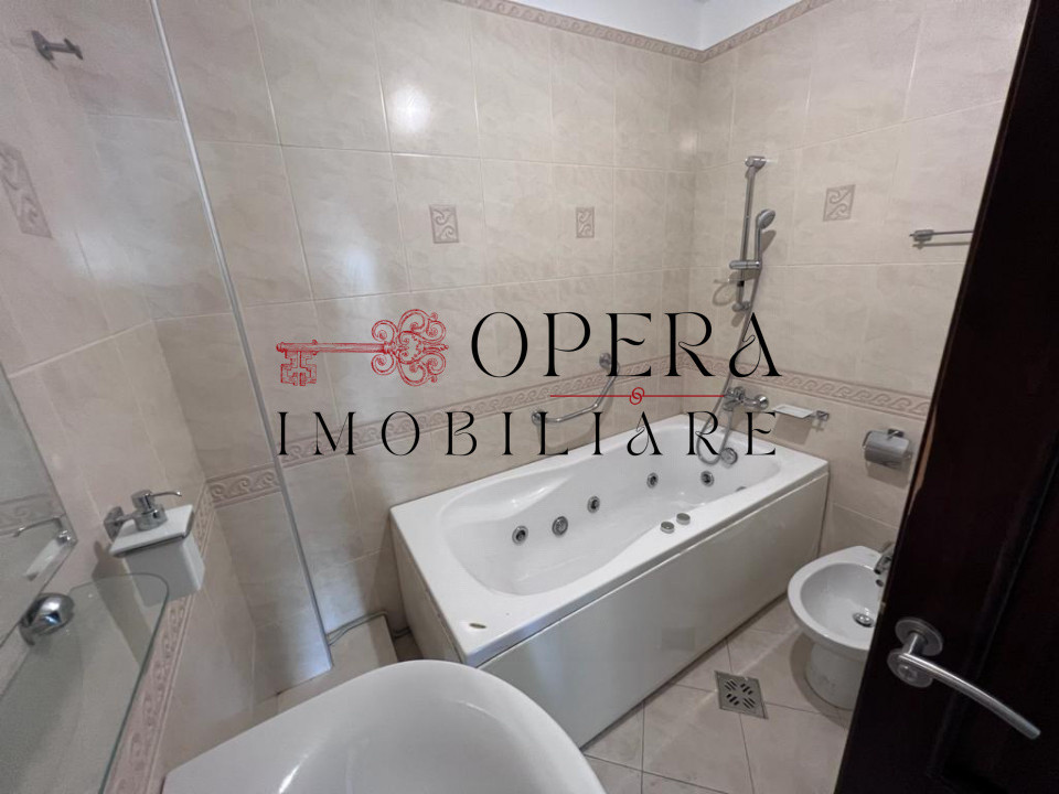 Inchiriere Apartament 3 camere, decomandat, zona Targu Cucu