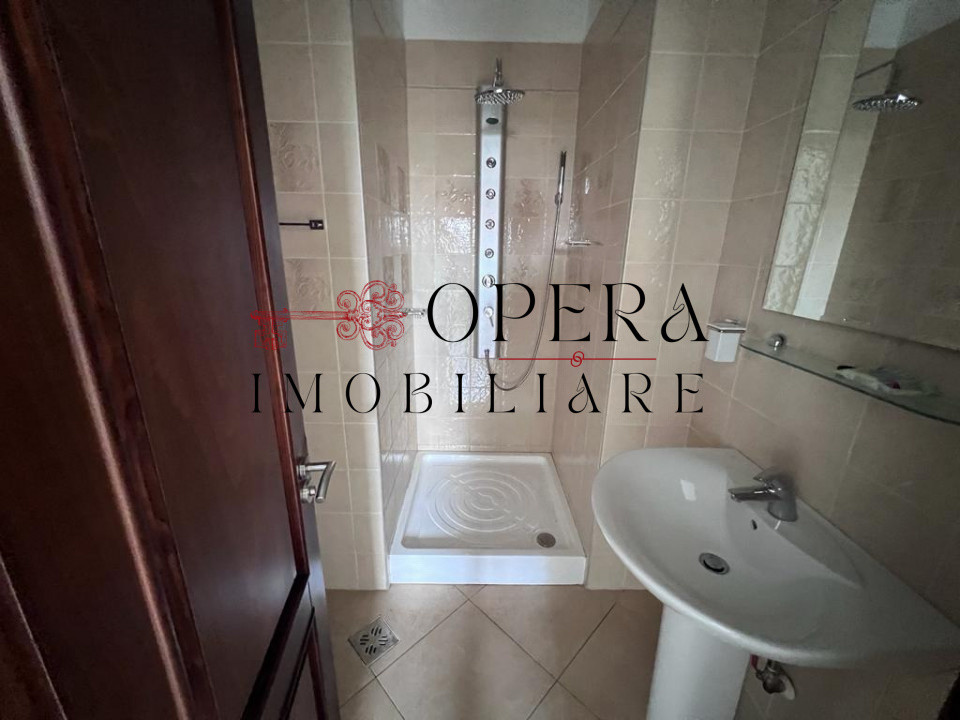 Inchiriere Apartament 3 camere, decomandat, zona Targu Cucu