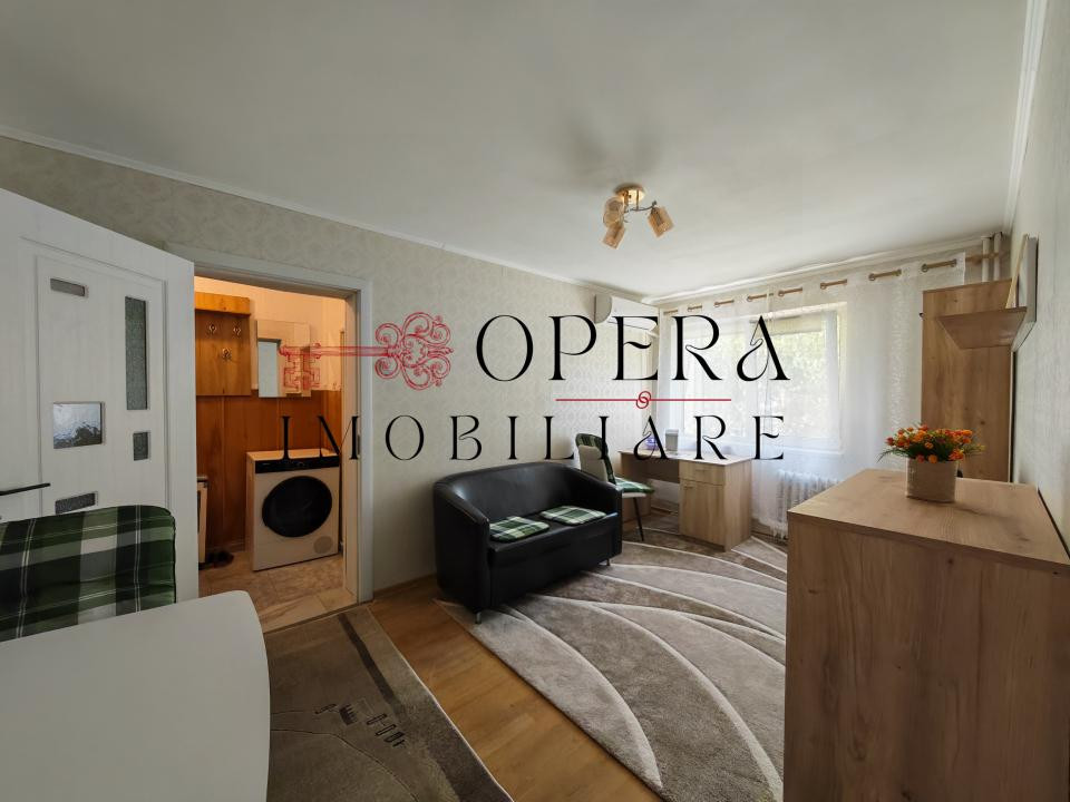 Apartament 2 camere, semidecomandat, de închiriat, zona Podu Roș - Iași
