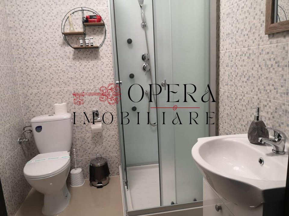 Proprietate 10 apartamente, de vanzare, zona Copou