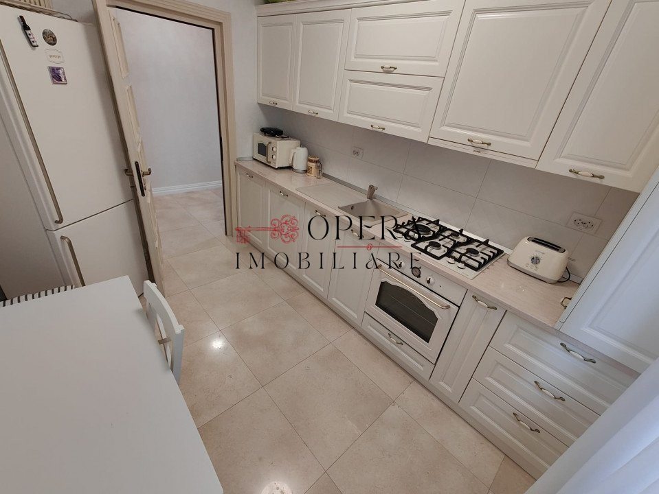 Vila tip duplex, de vanzare, zona Copou - Sadoveanu
